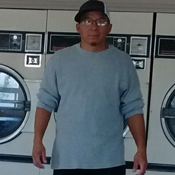 Meet your Posher, Milton - Picture 1 of 1